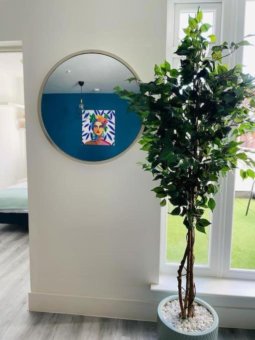 Stunning Huge Openplan 2Bed Flat Apartment Woking Exterior foto